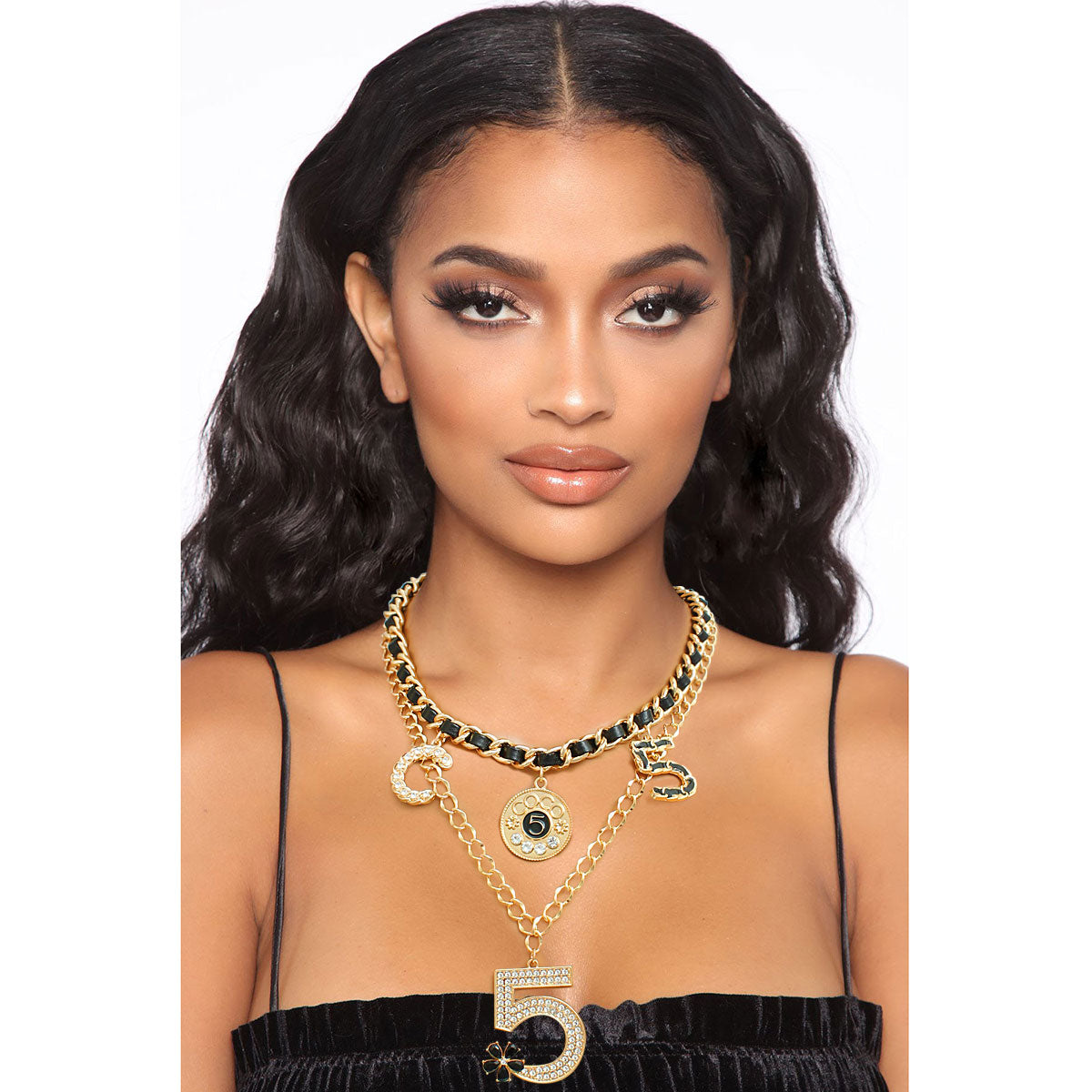 2 Pcs Gold and Black Designer 5 Charm Chains