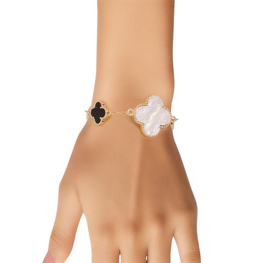 Gold Chain Bracelet with Multi Quatrefoil Clovers