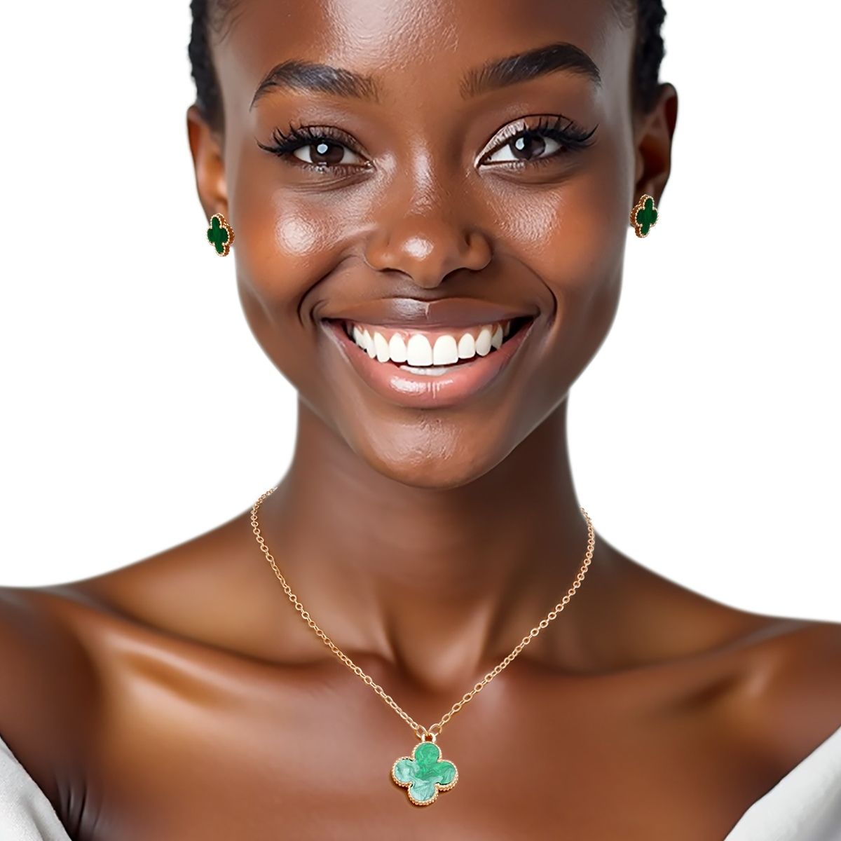 Pendant Vintage Green Quatrefoil Gold Necklace Set