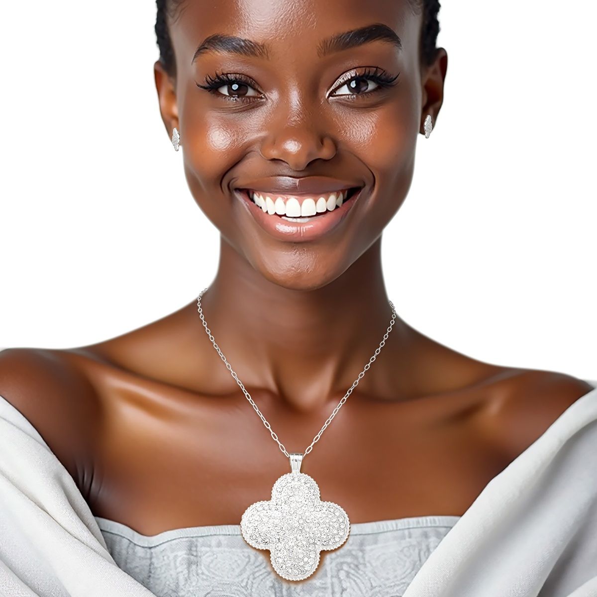 Pendant Rhinestone Quatrefoil Silver Necklace Set