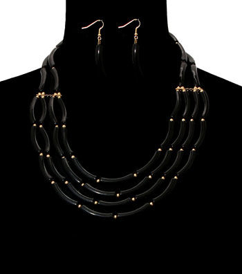 Black Acrylic Penne Necklace Set